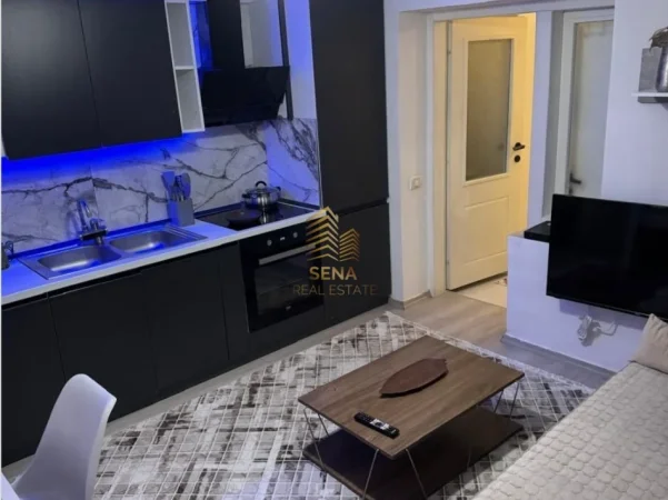 Tirane, jepet me qera apartament 1+1 Kati 1, 50 m² 430 € (Shkolla e Bashkuar)