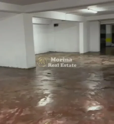 Tirane, shitet garazh | post parkimi Kati -2, 200 m² 90.000 € (Astir)