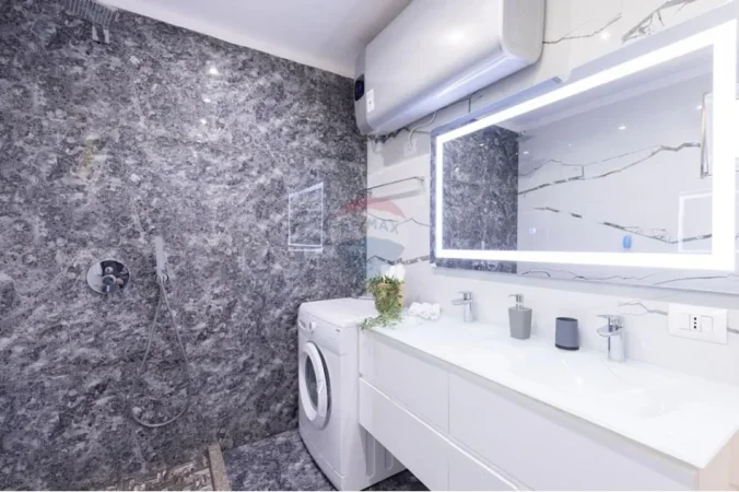 Tirane, shitet apartament 2+1 Kati 2, 105 m² 260.000 € 