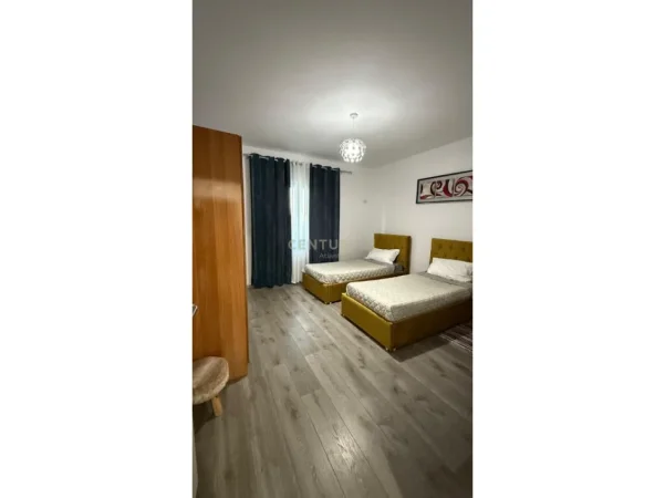 Durres, jepet me qera Vile 2+1 Kati 2, 112 m² 440 € 