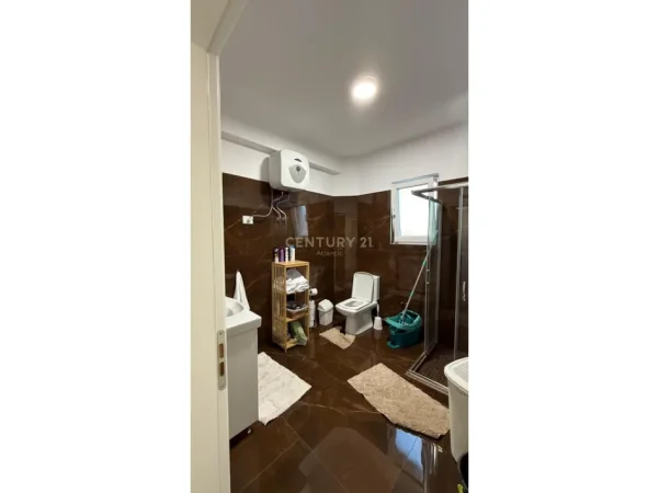 Durres, jepet me qera Vile 2+1 Kati 2, 112 m² 440 € 