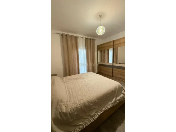 Durres, jepet me qera Vile 2+1 Kati 2, 112 m² 440 € 