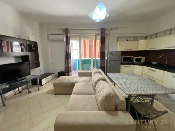 Tirane, jepet me qera apartament 1+1 Kati 2, 57 m² 600 € (Don Bosko)