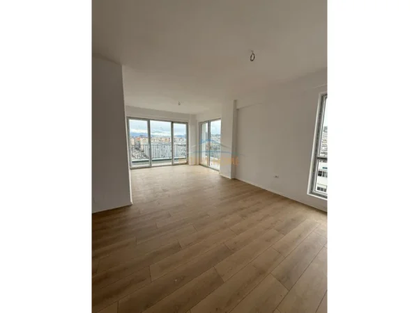 shitet apartament 3+1+Aneks+Ballkon Kati 10, 138 m² 560.000 € (KOMUNA PARISIT)