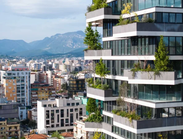 Tirane, jepet me qera zyre Kati 9, 100 m² 3.500 € (Vertical Forest)