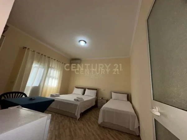 Durres, jepet me qera ambjent biznesi Kati 3, 439 m² 3.500 € 