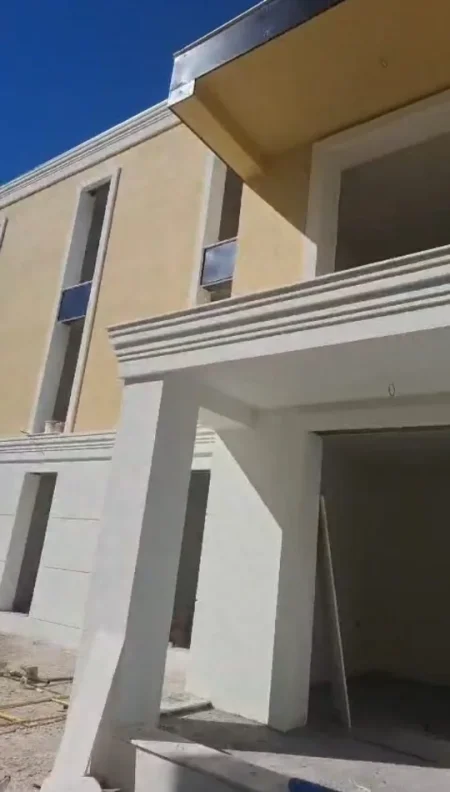 Tirane, shitet apartament 2+1 Kati 1, 78 m² 136.203 € (Sauk i Vjeter)