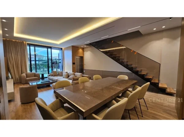 Tirane, jepet me qera Vile 3+1 Kati 4, 359 m² 5.000 € (Luminor Residence)