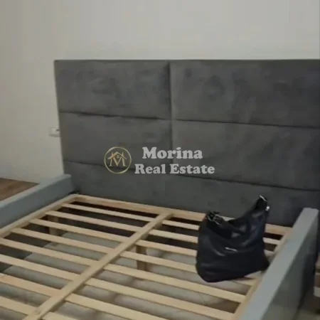 Tirane, jepet me qera apartament 2+1 Kati 1, 118 m² 600 € (Rruga e Elbasanit)