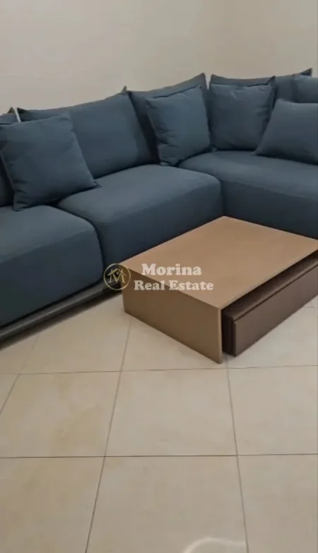 Tirane, jepet me qera apartament 2+1 Kati 1, 118 m² 600 € (Rruga e Elbasanit)