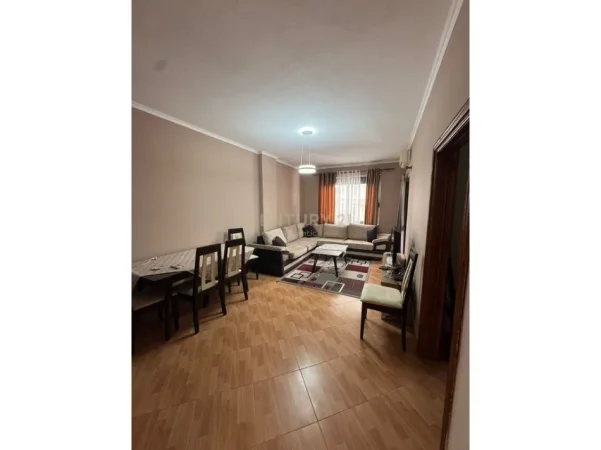 Durres, jepet me qera apartament 1+1 Kati 3, 60 m² 600 € 