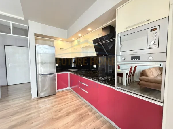 Tirane, jepet me qera apartament 1+1+Ballkon Kati 6, 92 m² 530 € (Unaza e re)
