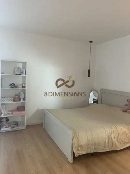 Tirane, shitet apartament 2+1+Ballkon Kati 3, 126 m² 262.500 € (liqeni i thate)