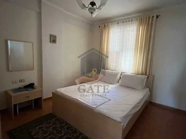 Durres, jepet me qera apartament 1+1+Ballkon , 500 € 