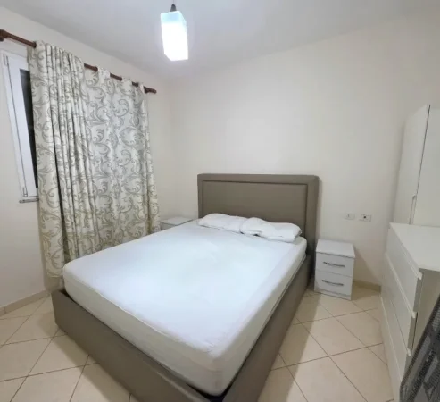 Tirane, jepet me qera apartament 1+1 Kati 7, 62 m² 400 € (Astir)