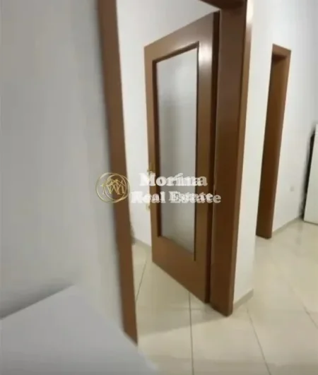 Tirane, jepet me qera shtepi 1+1 Kati 2, 67 m² 300 € (Qytet Studenti)