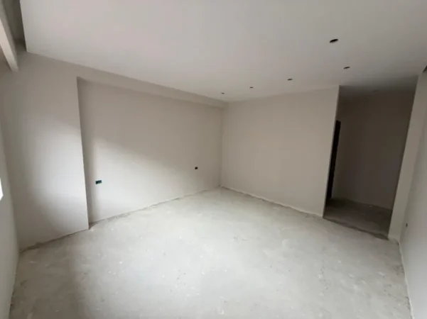 Tirane, shitet apartament 3+1 , 152 m² 245.000 € (Astir)