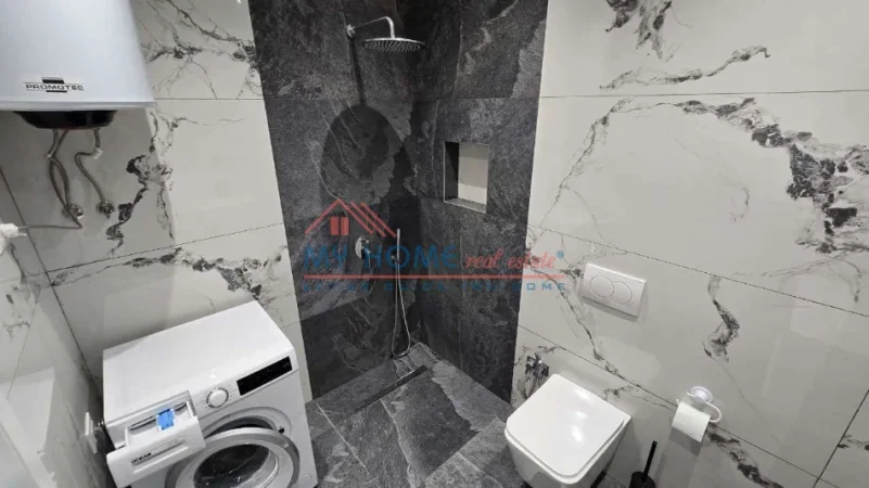 Shqiperi, jepet me qera apartament 1+1+Ballkon Kati 6, 64 m² 550 € (5 Maji)