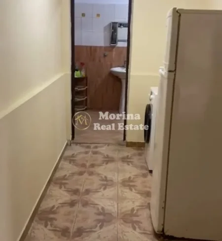 Tirane, jepet me qera shtepi 1+1 Kati 1, 70 m² 250 € (Qytet Studenti)
