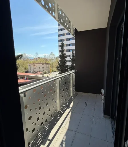 shitet 1+1+Ballkon , 71 m² 180.000 €