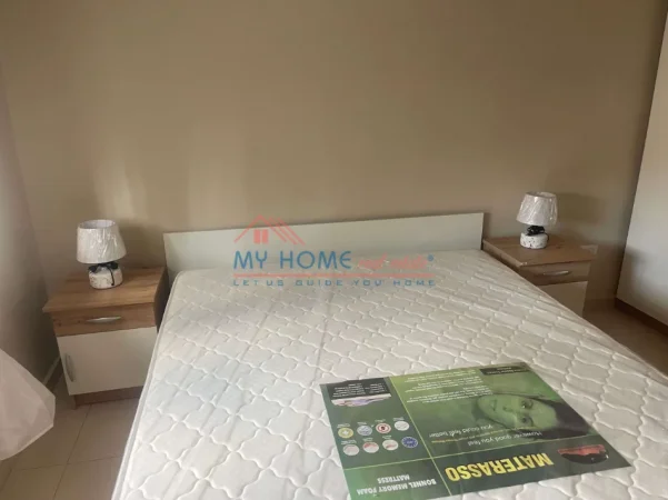 Tirane, jepet me qera apartament 1+1+Ballkon Kati 2, 70 m² 450 € (Bulevardi Bajram Curri)