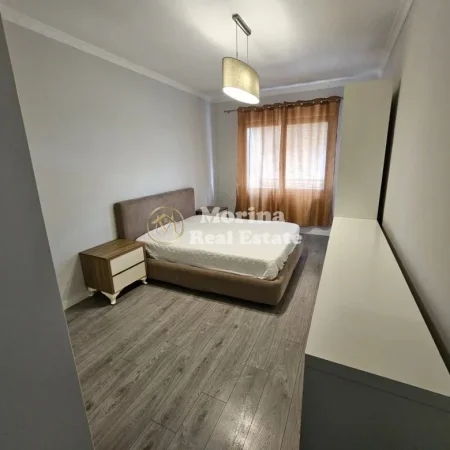 Tirane, jepet me qera apartament 2+1 Kati 8, 105 m² 500 € (Astir)