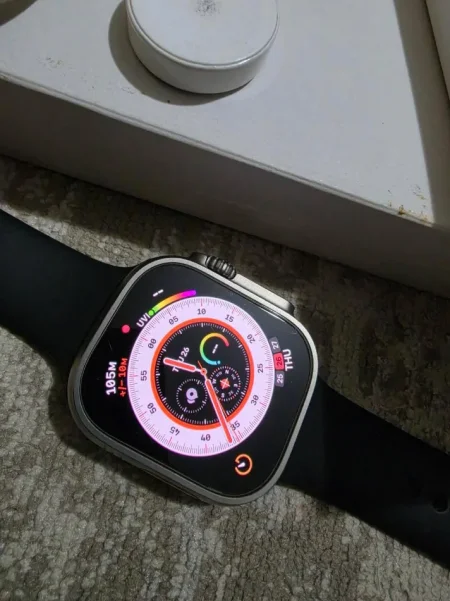 Tirane, shes Apple Watch versioni 1 gjendje shum te mir 330 mij lek 330 €
