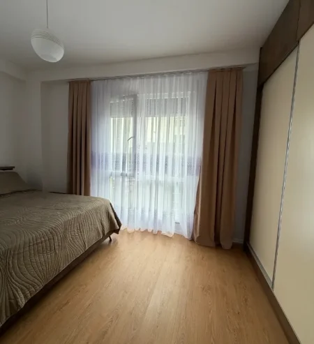 Tirane, jepet me qera apartament 1+1 Kati 7, 65 m² 600 € (Don Bosko)