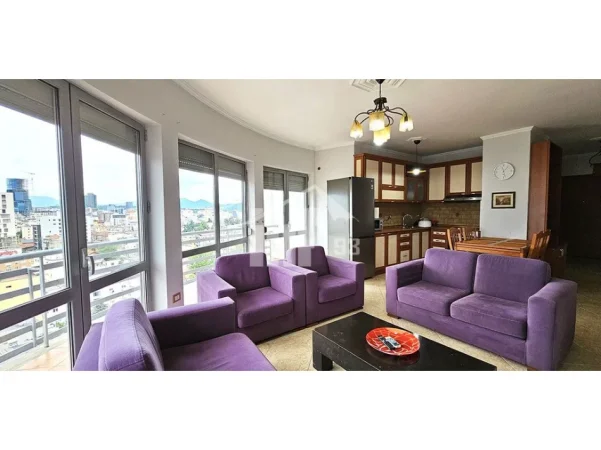 Tirane, jepet me qera apartament 2+1 Kati 13, 110 m² 750 € (PËRBALLE “RING CENTER”, SHESHI “RILINDJA”)