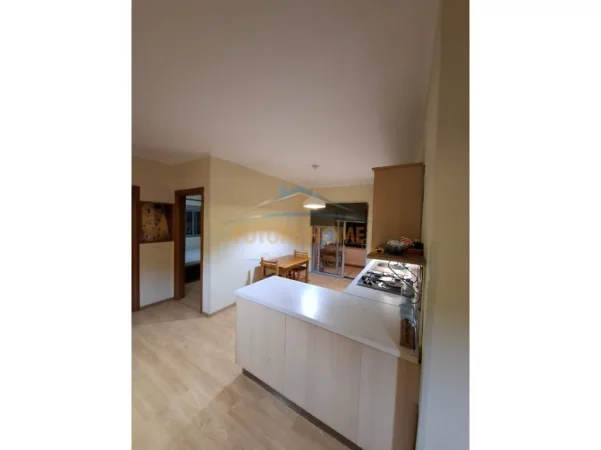 Tirane, shitet apartament 2+1 Kati 5, 94 m² 143.000 € (UNAZA E RE)