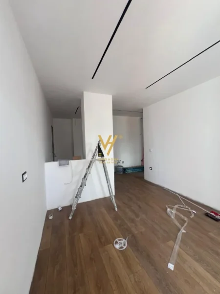 Tirane, shitet apartament 1+1+Ballkon Kati 3, 56 m² 158.000 € (21 DHJETORI)