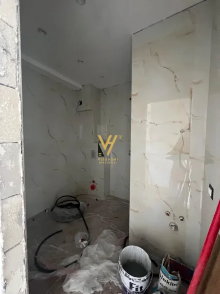 Tirane, shitet apartament 1+1+Ballkon Kati 3, 56 m² 158.000 € (21 DHJETORI)