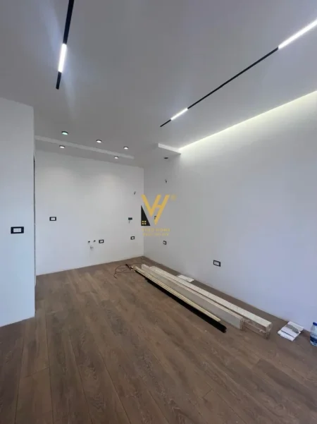 Tirane, shitet apartament 1+1+Ballkon Kati 3, 54 m² 155.000 € (21 DHJETORI)