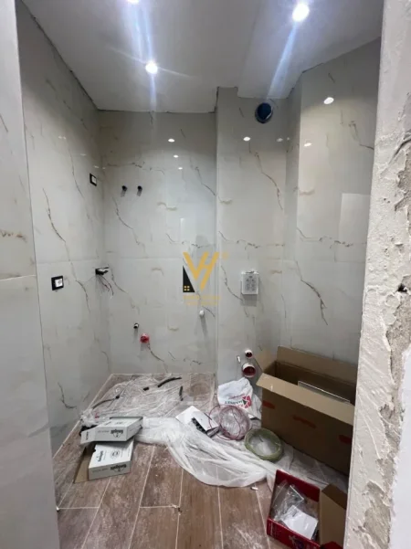 Tirane, shitet apartament 1+1+Ballkon Kati 3, 54 m² 155.000 € (21 DHJETORI)