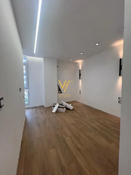 Tirane, shitet apartament 1+1+Ballkon Kati 3, 54 m² 155.000 € (21 DHJETORI)