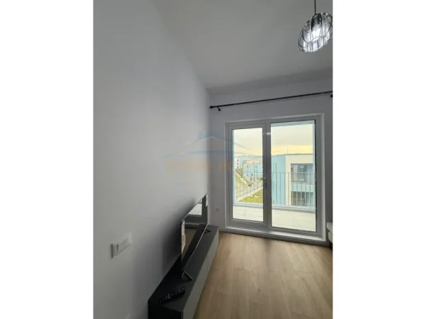 Tirane, jepet me qera apartament 1+1 Kati 2, 60 m² 420 € (OXA)