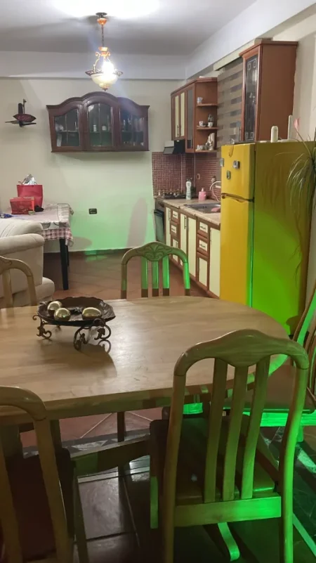 Jepet me Qera Apartament 2+1 ne Brryl,  600 euro