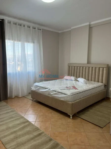 Tirane, jepet me qera apartament 1+1+Ballkon Kati 4, 78 m² 500 € (Don Bosko)
