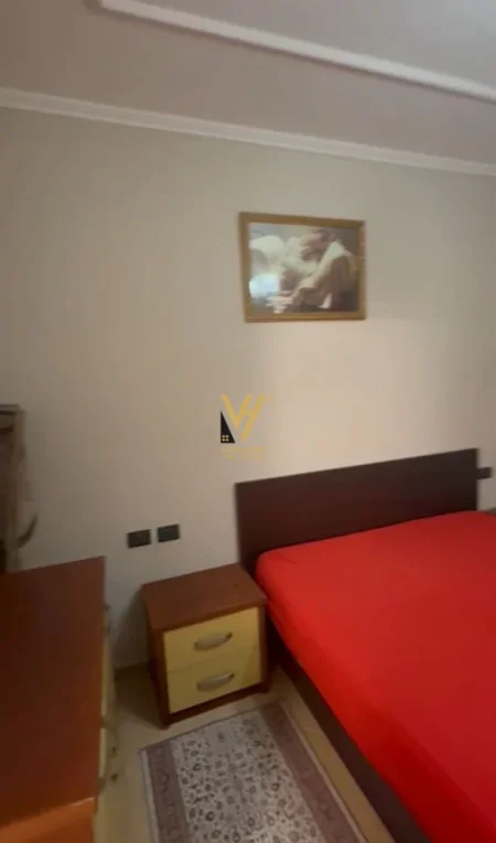 Tirane, jepet me qera apartament 2+1+Ballkon Kati 4, 95 m² 470 € (ASTIR)