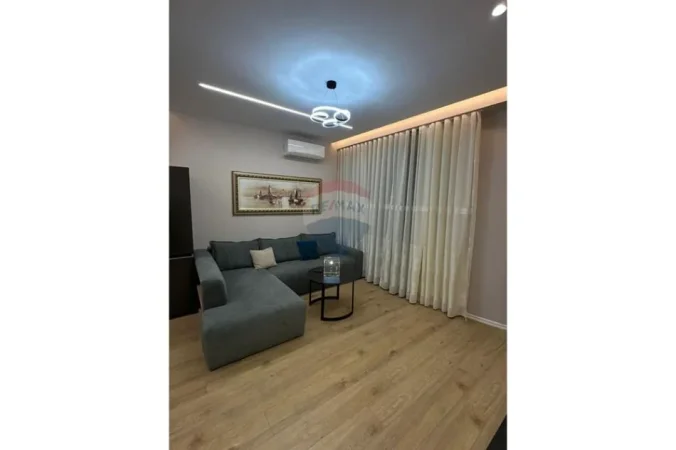 Tirane, jepet me qera apartament 2+1 , 104 m² 1.800 € (Mine Peza, ne pallat te ri.)