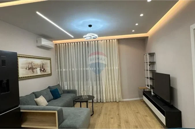 Tirane, jepet me qera apartament 2+1 , 104 m² 1.800 € (Mine Peza, ne pallat te ri.)