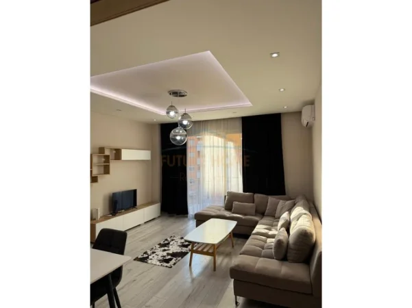 Tirane, jepet me qera apartament 2+1 Kati 4, 100 m² 600 € (Grand Bohem , Unaza e Re)