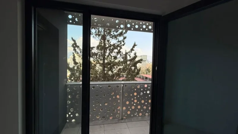 Tirane, shitet apartament 1+1 Kati 3, 71 m² 180.000 € (CORNER REZIDENCE)