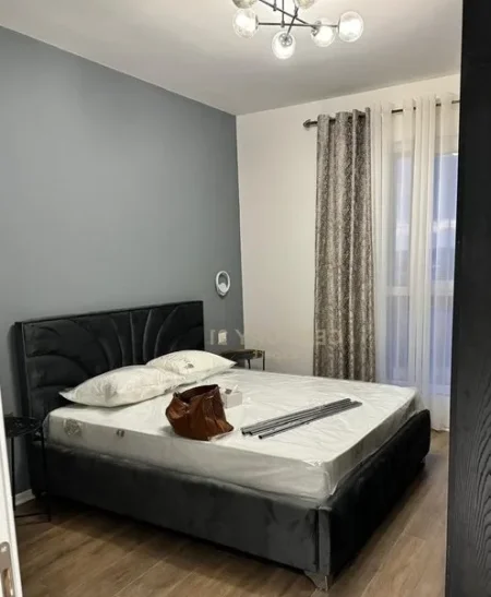 Tirane, jepet me qera apartament 2+1 Kati 3, 99 m² 850 € (Fiori Di Bosco)
