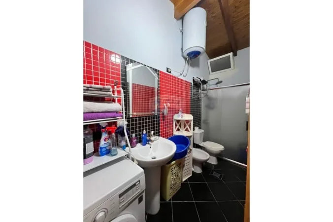 Tirane, shitet apartament 2+1 , 140 m² 200.000 € (rruga medar shtylla)