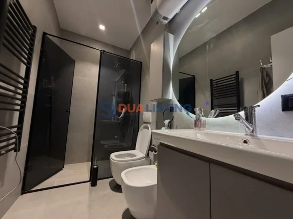 Tirane, jepet me qera apartament 2+1 Kati 0, 86 m² 750 €