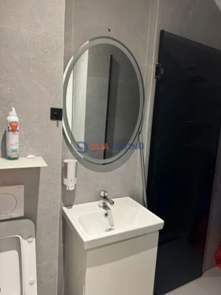 Tirane, jepet me qera apartament 2+1 Kati 0, 86 m² 750 €