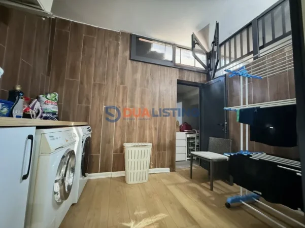 Tirane, jepet me qera apartament 2+1 Kati 0, 86 m² 750 €