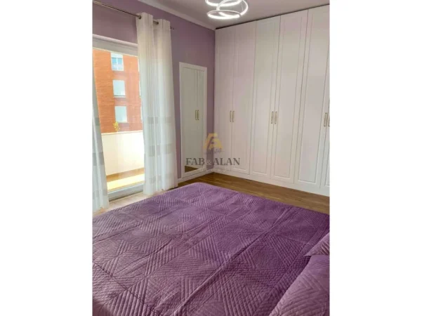 Tirane, shitet apartament 2+1+Ballkon Kati 4, 102 m² 210.000 € (Ali Demi)