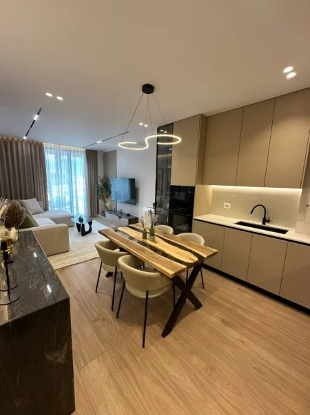 Tirane, jepet me qera apartament 2+1 Kati 2, 100 m² 1.500 € (MINE PEZA)